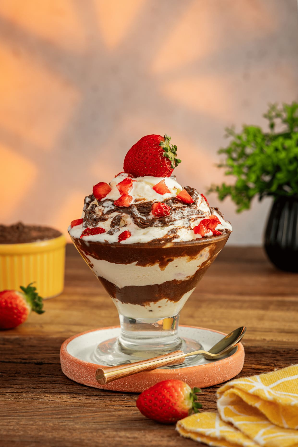 Sorvete Mix Morango Com Ovomaltine® Creme Crocante