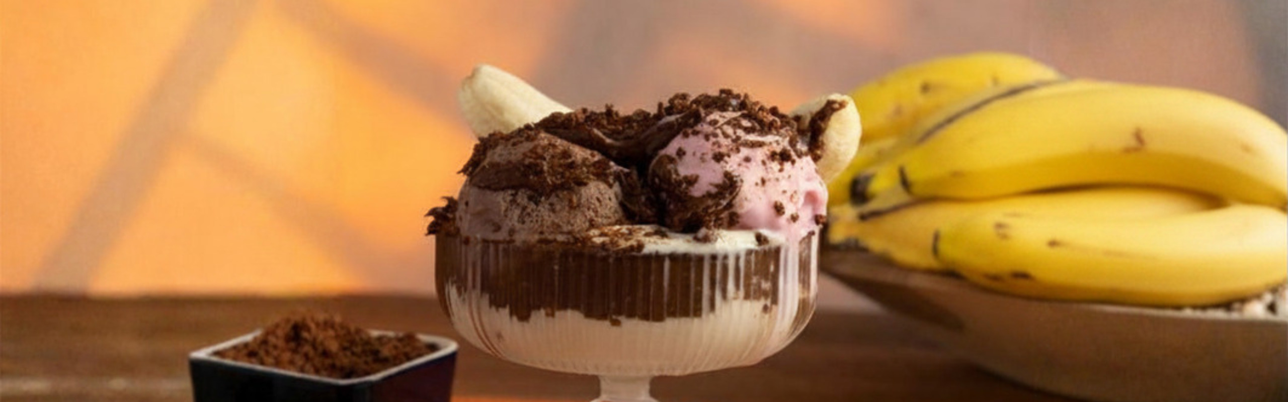Banana Slipt Ovomaltine® Creme Crocante e Flocos Crocantes