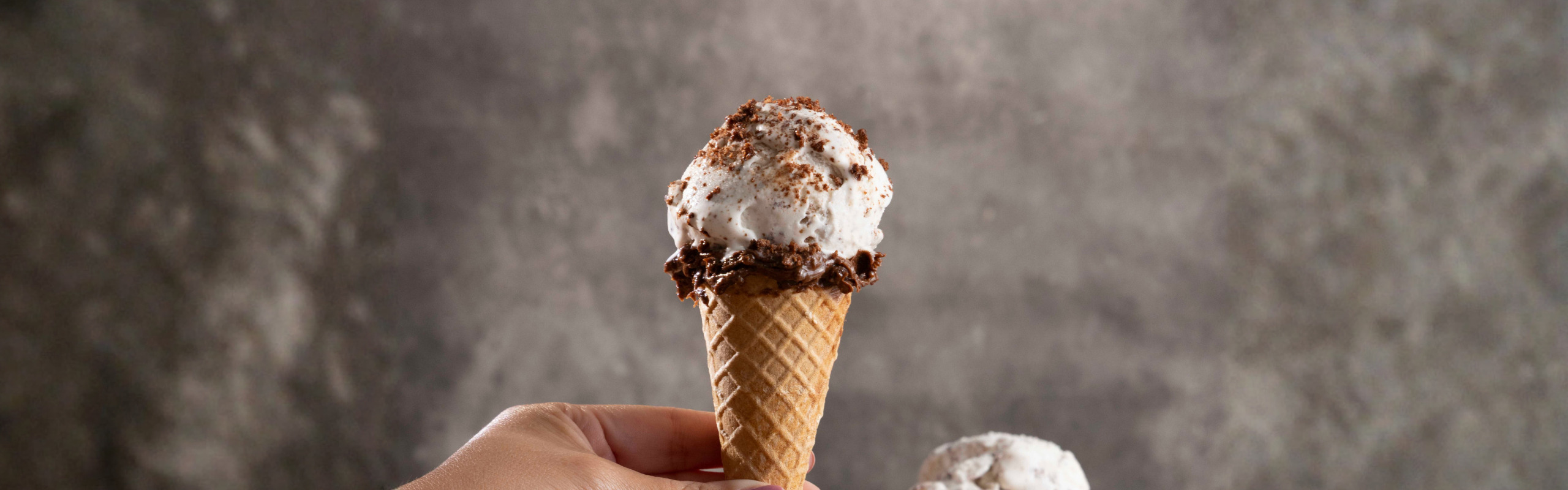 Casquinha recheada com Ovomaltine® Creme Crocante